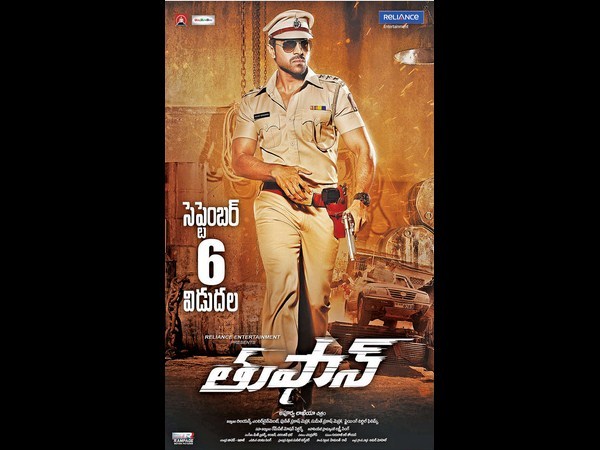 తెలుగులో రామ్ చరణ్ మాస్ ఇమేజ్ ఉన్న హీరో, అతనితో తెలుగులో ఎంట్రీ ఇస్తున్నారు, అతనిపై మీ అభిప్రాయం?