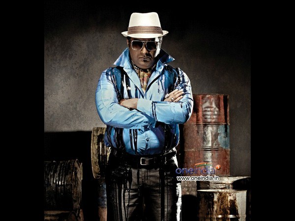 దర్శకుడు అపూర్వ లఖియా వర్కింగ్ స్టైల్ ఎలా ఉంది?