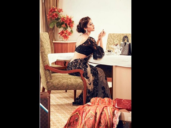 మే తెరా హీరో