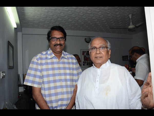 మనం చిత్రంలో..