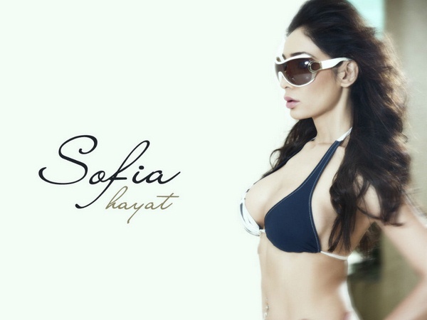 నటించిన చిత్రాలు