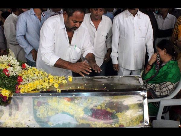 ఆర్ నారాయణమూర్తి