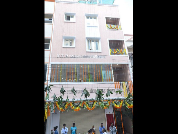 నూతన భవనం