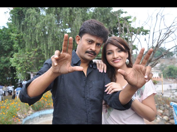 ఎవరిని ఉద్దేశించి?