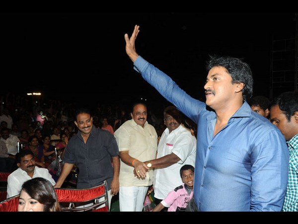 హీరో సునీల్‌ మాట్లాడుతూ....