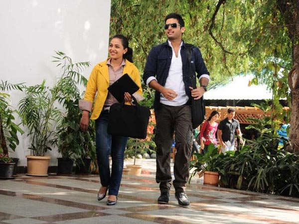 'గుండెజారి గల్లంతయ్యిందే'