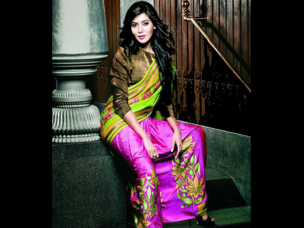 సమంత గొంతు...