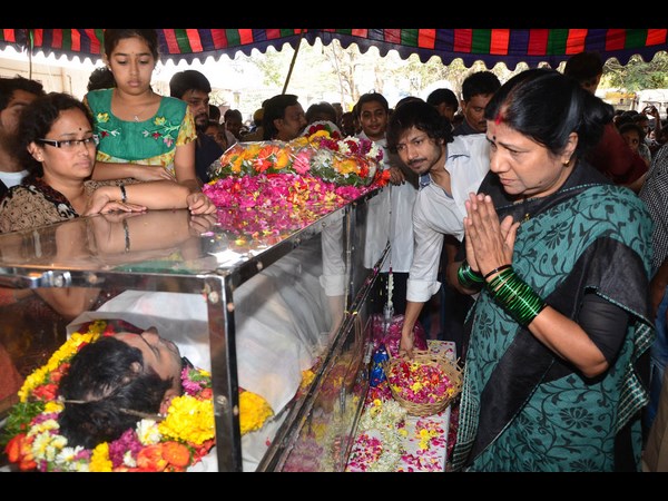 నన్నపనేని రాజకుమారి