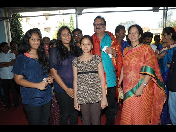 ‘ఈశ్వరుడు-శనీశ్వరుడు'