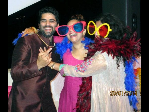 సందడే సందడి