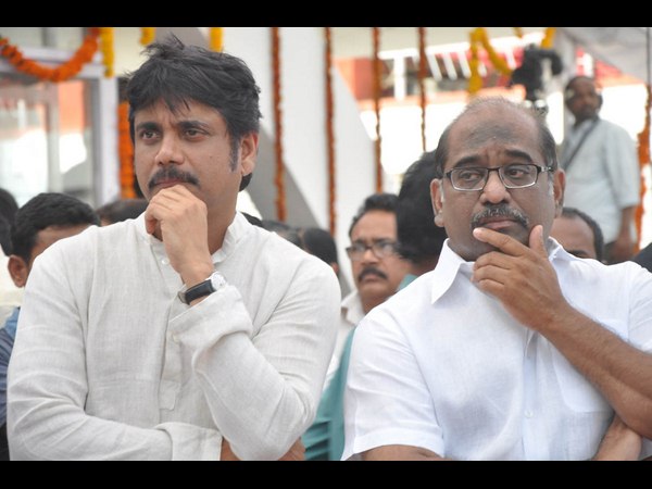 సోదరుడు వెంకట్‌తో...