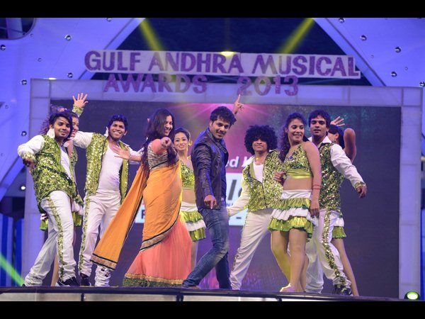 కాబోయేవాడి అండతో...