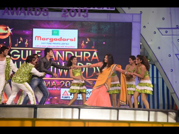 పబ్లిసిటీ పబ్లిసిటీ