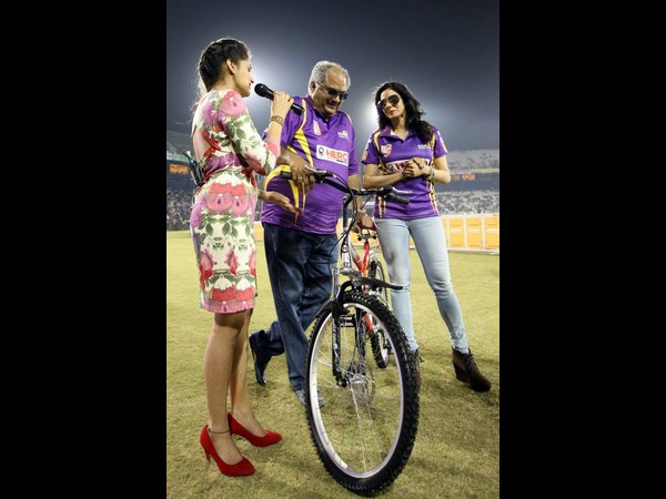 మీడియాతో చిట్ చాట్