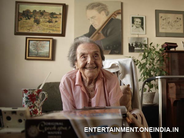 బెస్ట్ డాక్యుమెంటరీ ఫీచర్