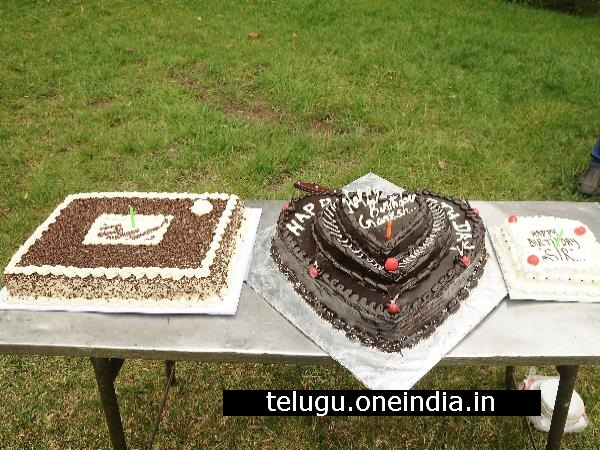 గణేష్ వెంట్రామన్ బర్త్ డే కేక్స్