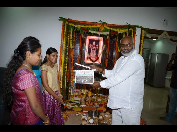 కీరవాణి క్లాఫ్...