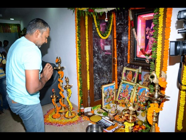 నటీనటులు..