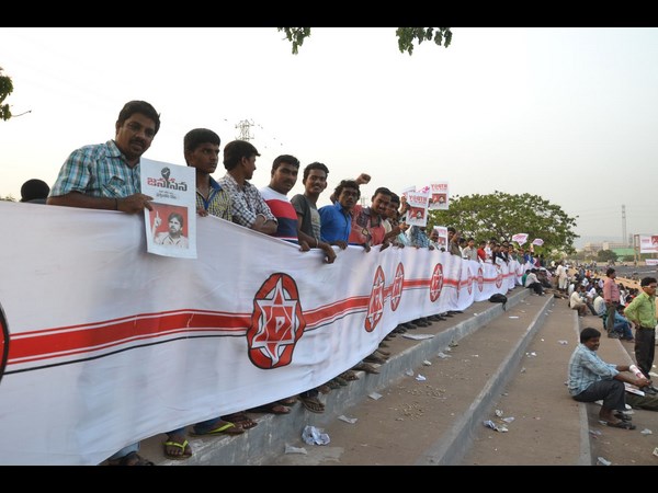 తండ్రి పోయిన వెంటనే...