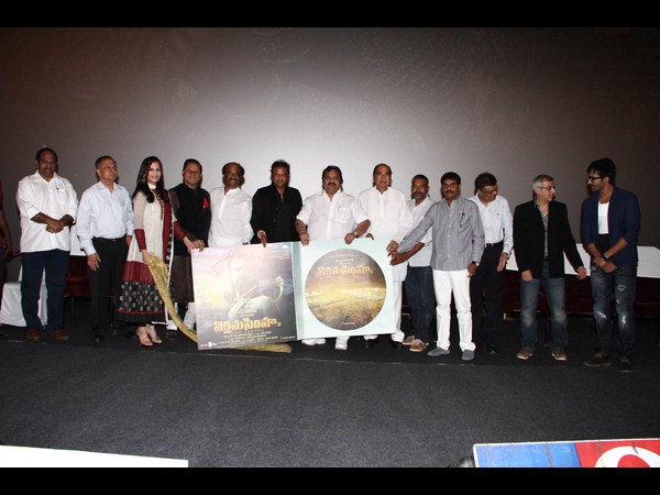 ఎవరెవరు