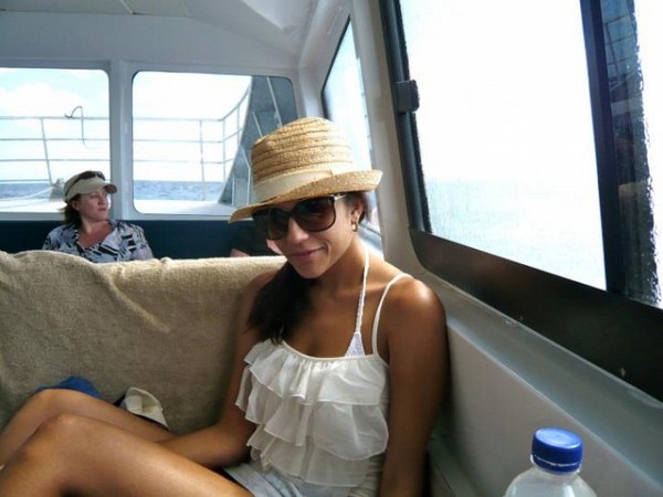 ప్రముఖ డిజైన్లతో...