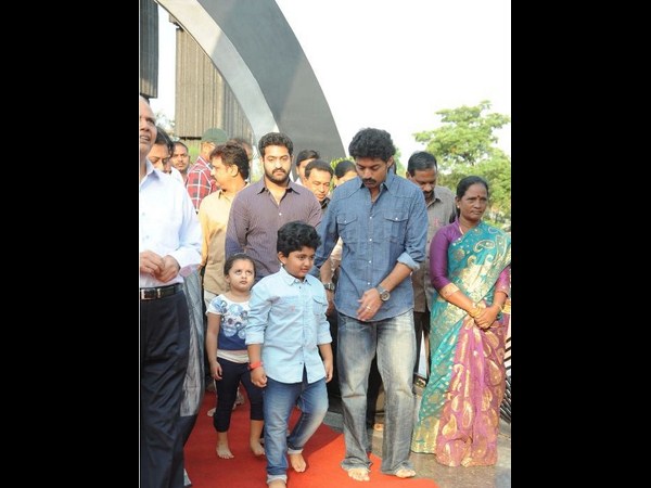 ఎన్టీఆర్, కళ్యాణ్ రామ్