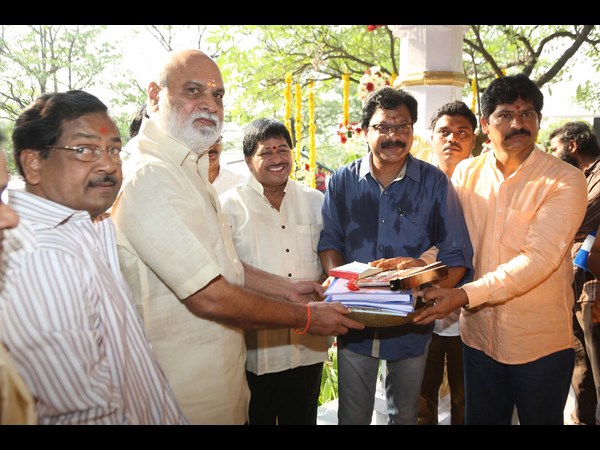 త్రిష హీరోయిన్