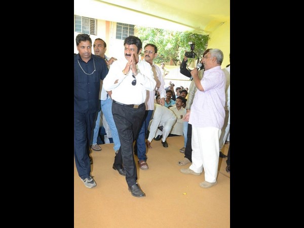 పౌరషానికి..