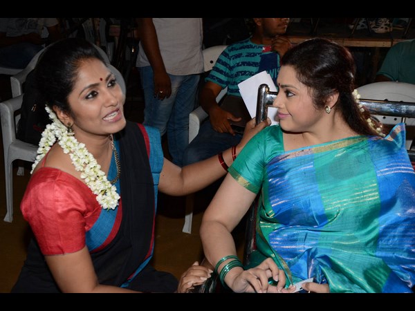 ఝాన్సీ సందడి