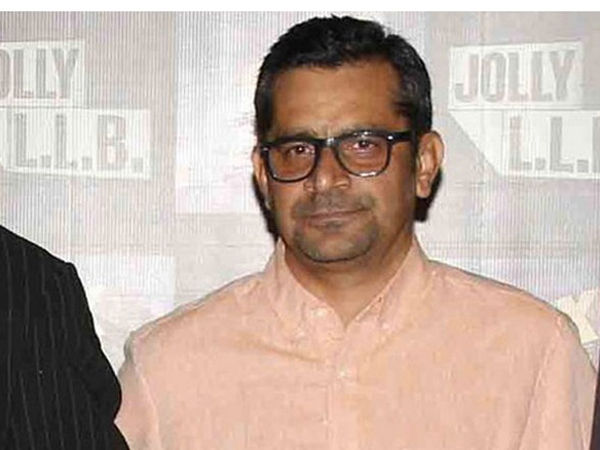 అరెస్టు అయ్యాడు