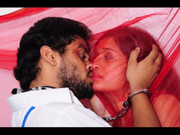 సినిమా గురించి దర్శకుడు