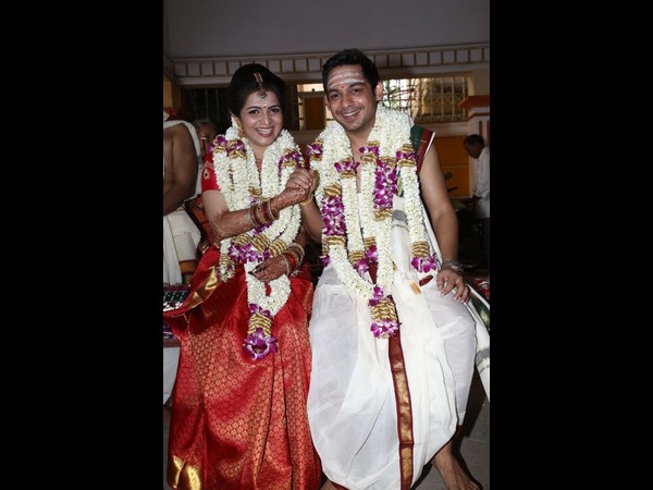 చూడ ముచ్చటైన జంట..