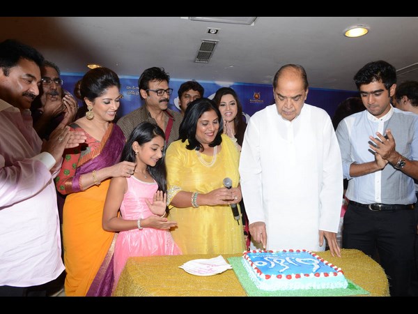 దర్శకురాలు శ్రీప్రియ