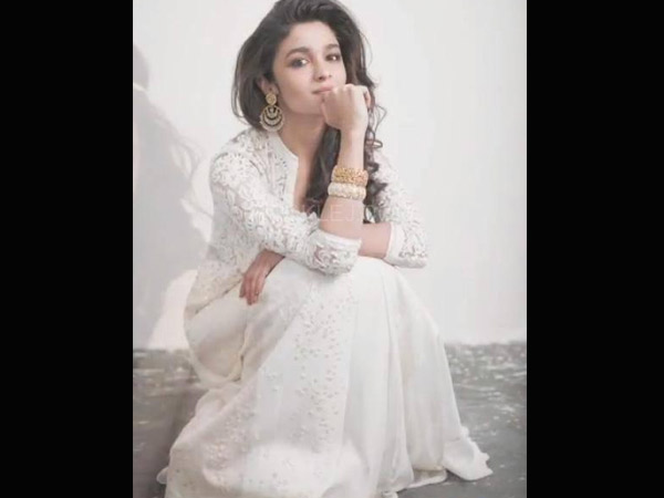 ఇండియన్ ట్రెడిషనల్ లుక్