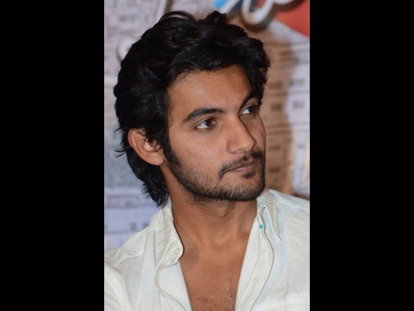 స్టార్స్ అండ్ టెక్నీషియన్స్