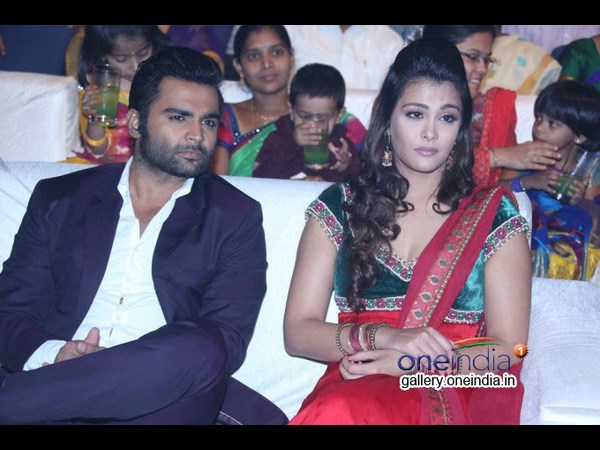 అమ్మాయే బెస్ట్