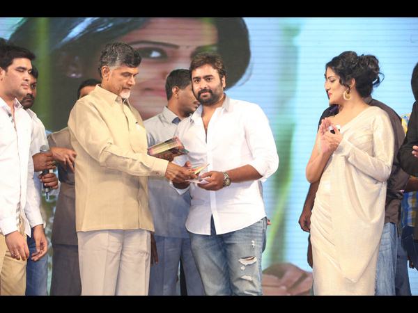 సందేశాత్మక సినిమాలు తీయాలి