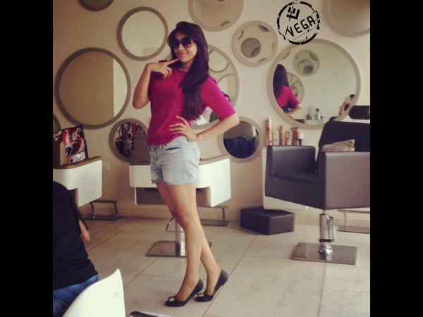 వెరీ వెరీ హాట్