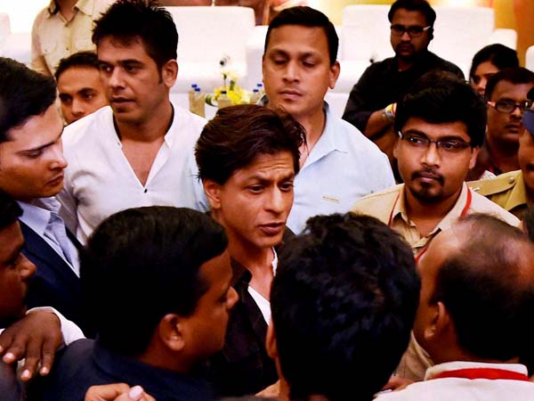 Shah Rukh Khan snubbed by journalists in Chennai Shah Rukh Khan snubbed by journalists in Chennai