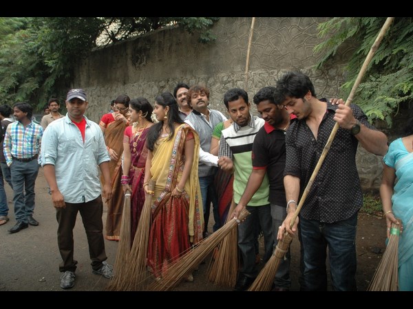 నాగార్జున మాట్లాడుతూ...
