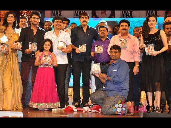 హీరో సతీష్ మాట్లాడుతూ