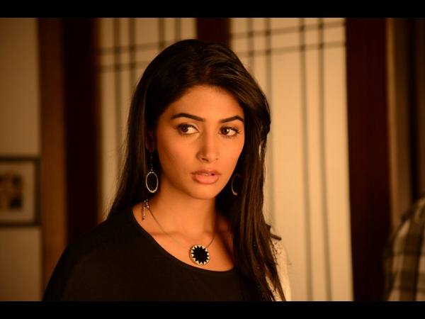 మొదట ఓ తమిళ సినిమాలో చేసా...