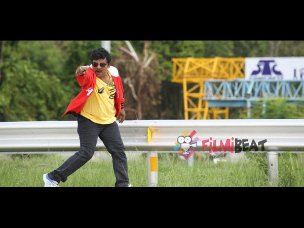 తెరముందు...