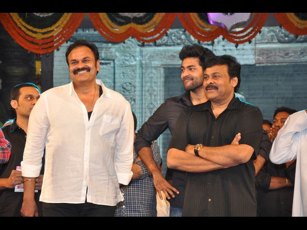 నాగ బాబు కళ్లలో ఆనందం..