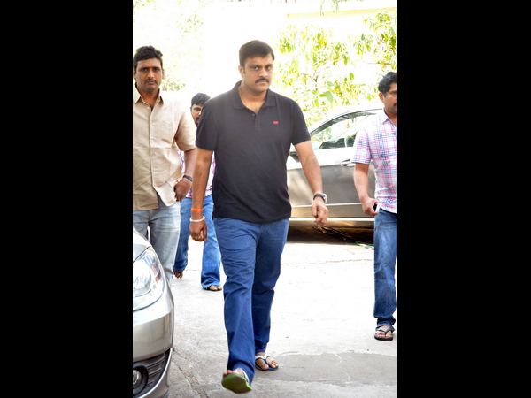 శ్రీవాస్