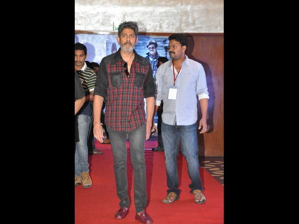 జగపతి బాబు మాట్లాడుతూ..