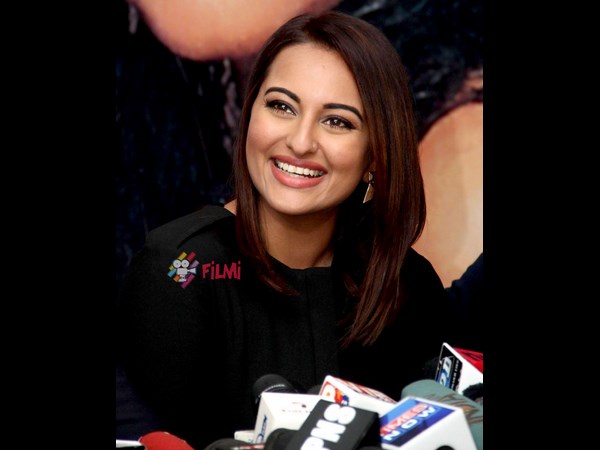 విమర్సించారు...