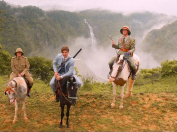 ఇంద్రతో పోలిక