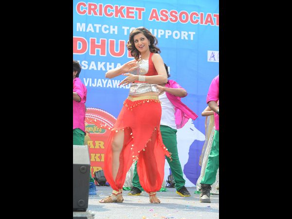 రూ. 20 లక్షలు