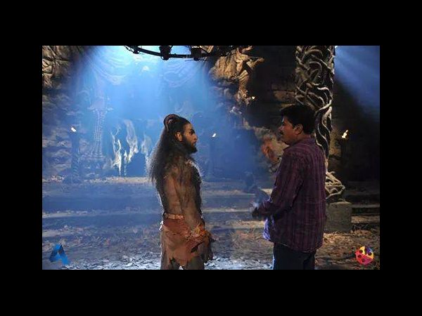 Vikram's 'I' Trailer Sets New Benchmark